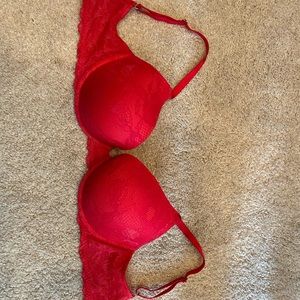 Victoria’s Secret BioFit Demi Uplift Bra